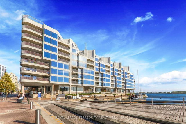512 - 401 Queens Quay