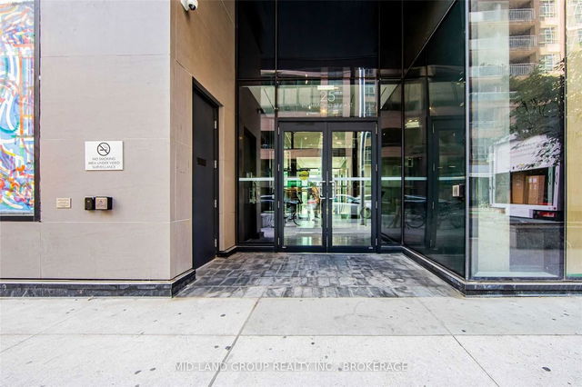 2516 - 25 Richmond Street