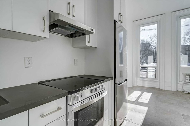 102 - 180 Sherbourne St, Toronto, M5A 2R7 | Image 3