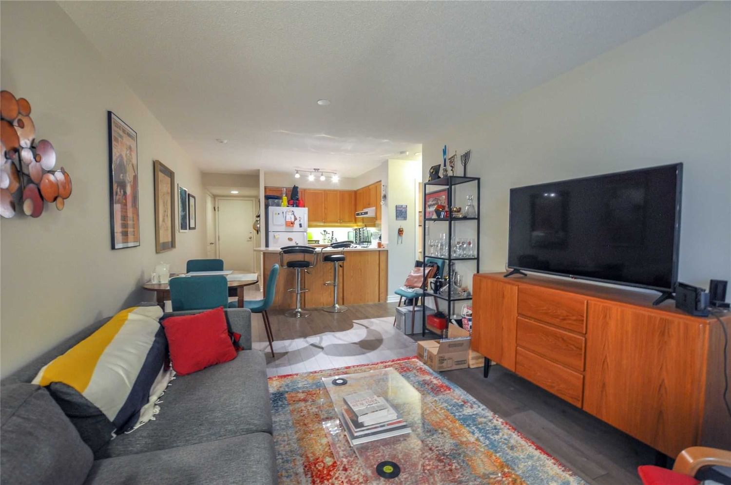 Listing Image 2
