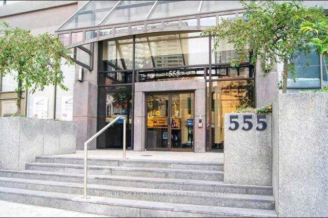 502 - 555 Yonge Street