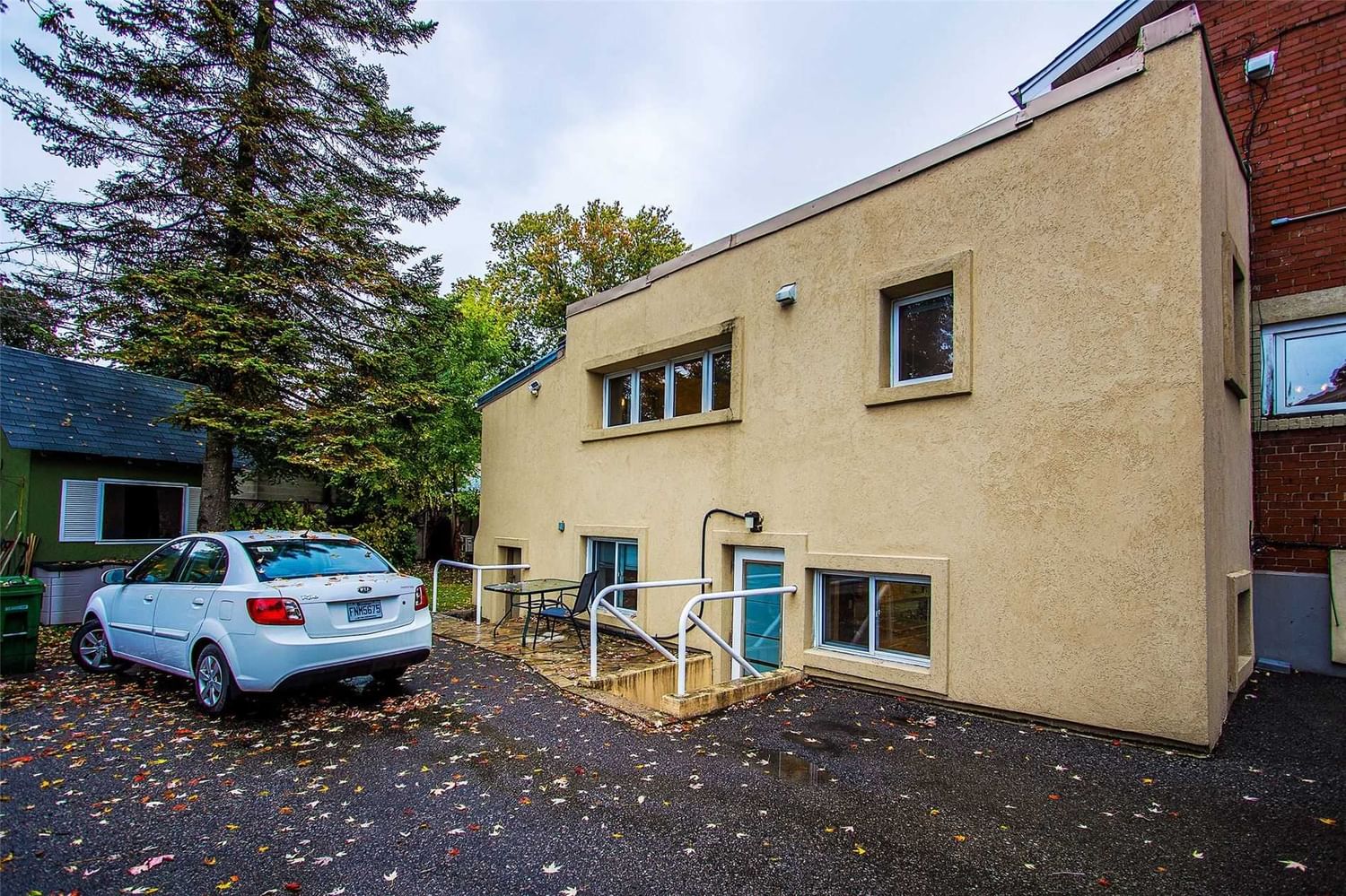 Listing Image 15