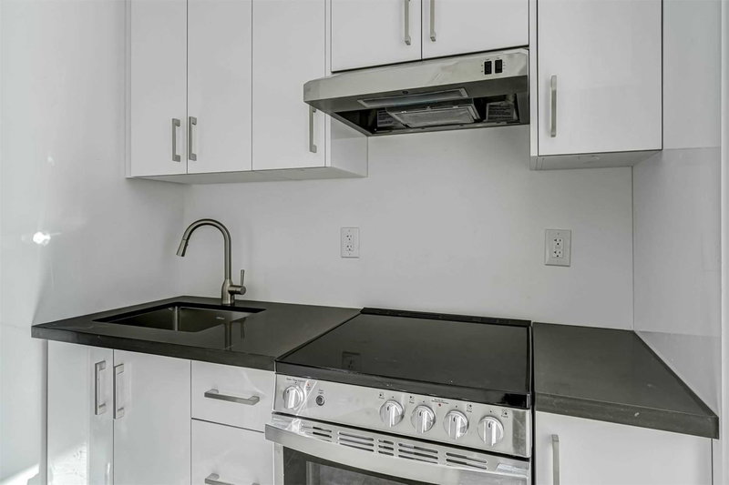 102 - 180 Sherbourne St, Toronto, M5A 2R7 | Image 3