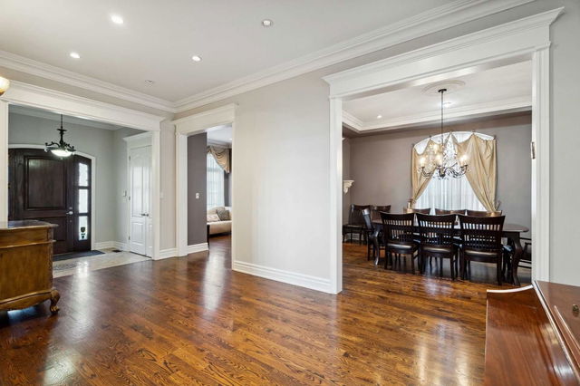 49 Bainbridge Avenue