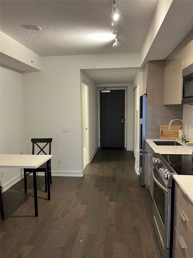 1108 - 25 Richmond Street