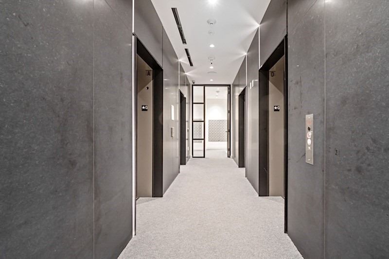 Room1