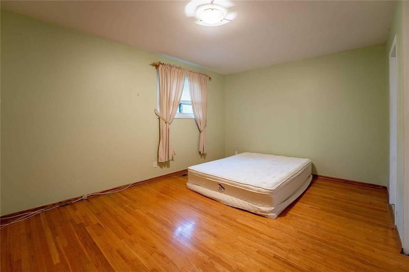 7 Ennismore Pl, Toronto, M2J 1Z9 | Image 3