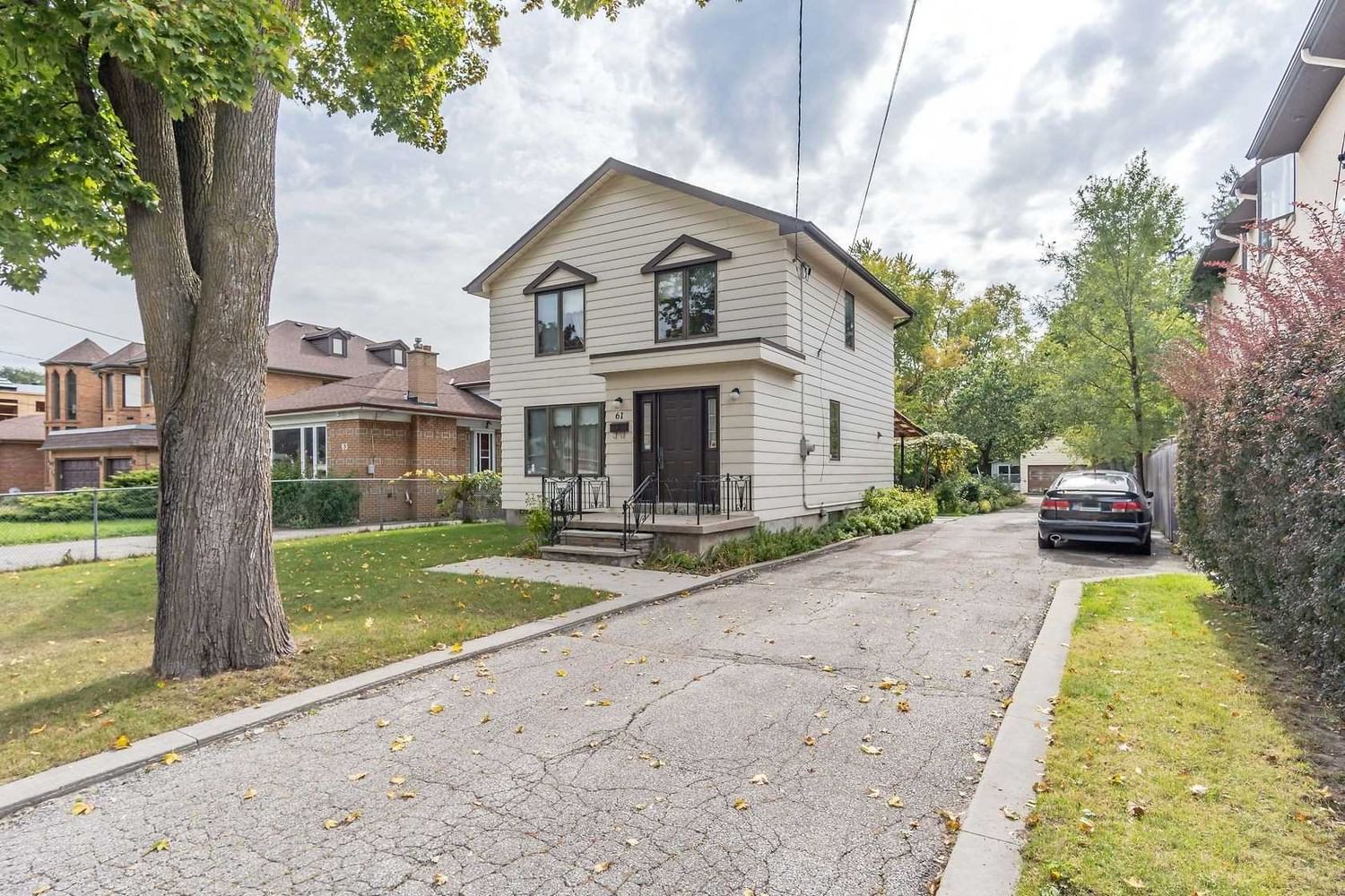 Detached House sold at 61 Northwood Drive, Toronto, Newtonbrook East, M2M 2J9 - MLS: C5885868