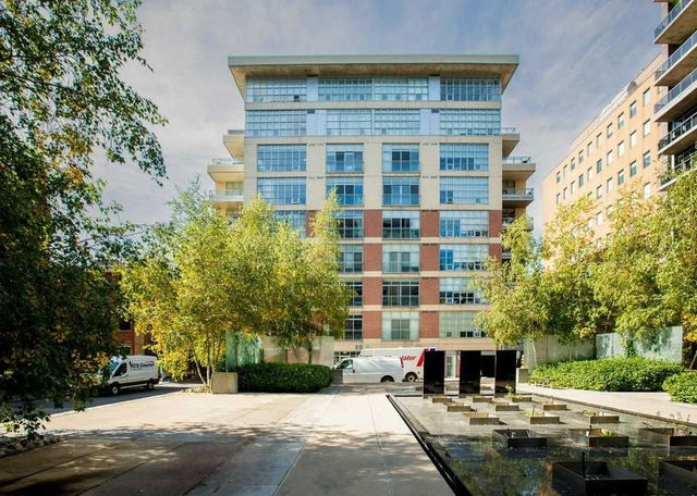 502 - 19 Brant Street