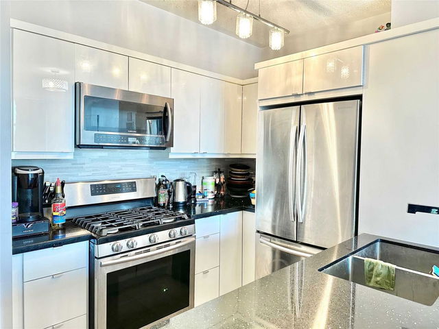 2802 - 10 Navy Wharf Court