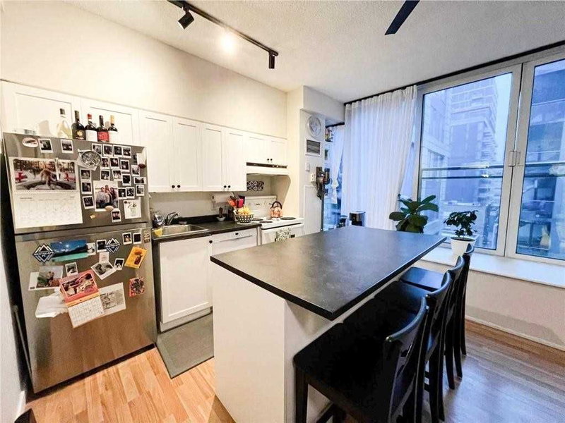 610 - 50 Camden St, Toronto, M5V 3N1 | Image 2