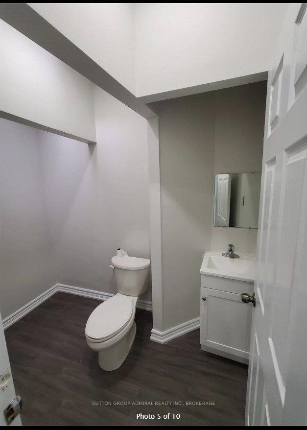 Upper - 3421 Yonge St, Toronto, M4N 2N1 | Image 3