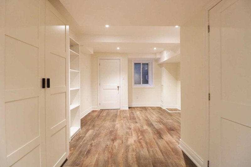 Lower - 202 Claremont St, Toronto, M6J 2M9 | Image 2
