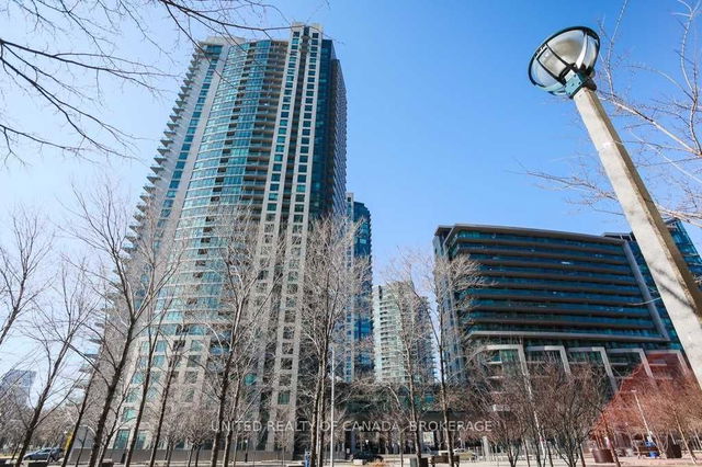 #705 - 215 Fort York Boulevard