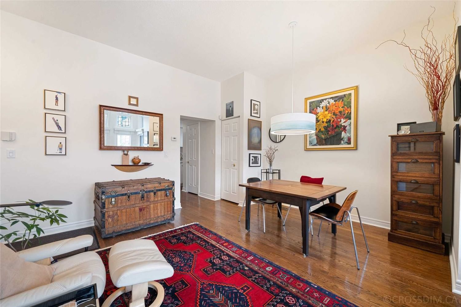 Listing Image 7