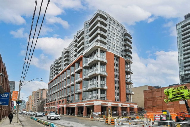 625 - 255 Richmond Street E