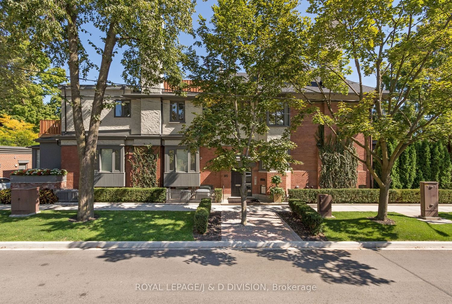 Detached House leased at 202-85 Admiral Road, Toronto, Annex, M5R 2L7 - MLS: C5900184