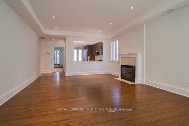 202 - 85 Admiral Rd E, Toronto, M5R 2L7 | Image 3