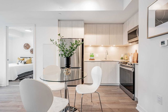 702 - 357 King Street W, Toronto | Terminated, C5902159 | Condos.ca