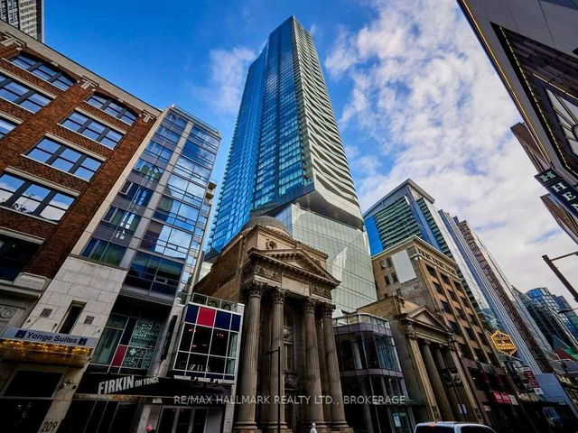 4610 - 197 Yonge Street