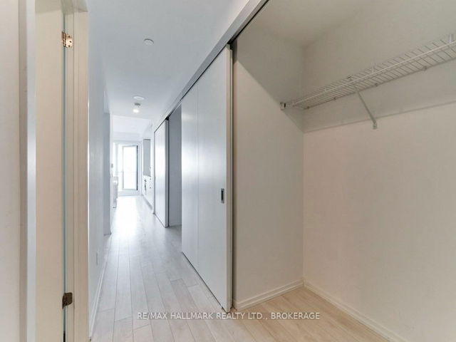 4610 - 197 Yonge Street