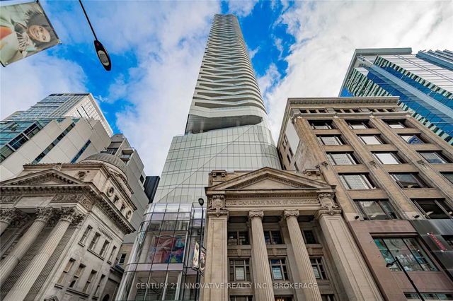 3811 - 197 Yonge Street