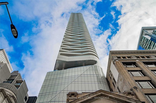 3811 - 197 Yonge Street