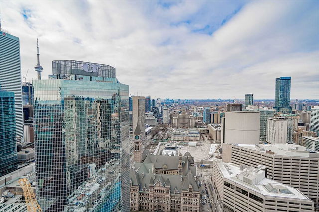 3811 - 197 Yonge Street