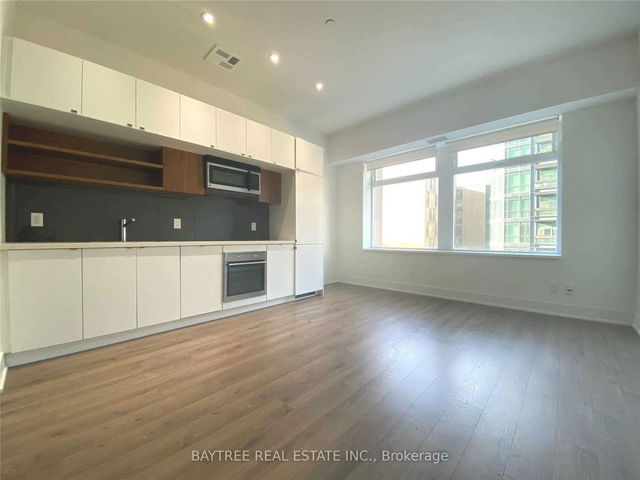 403 - 111 St Clair Avenue