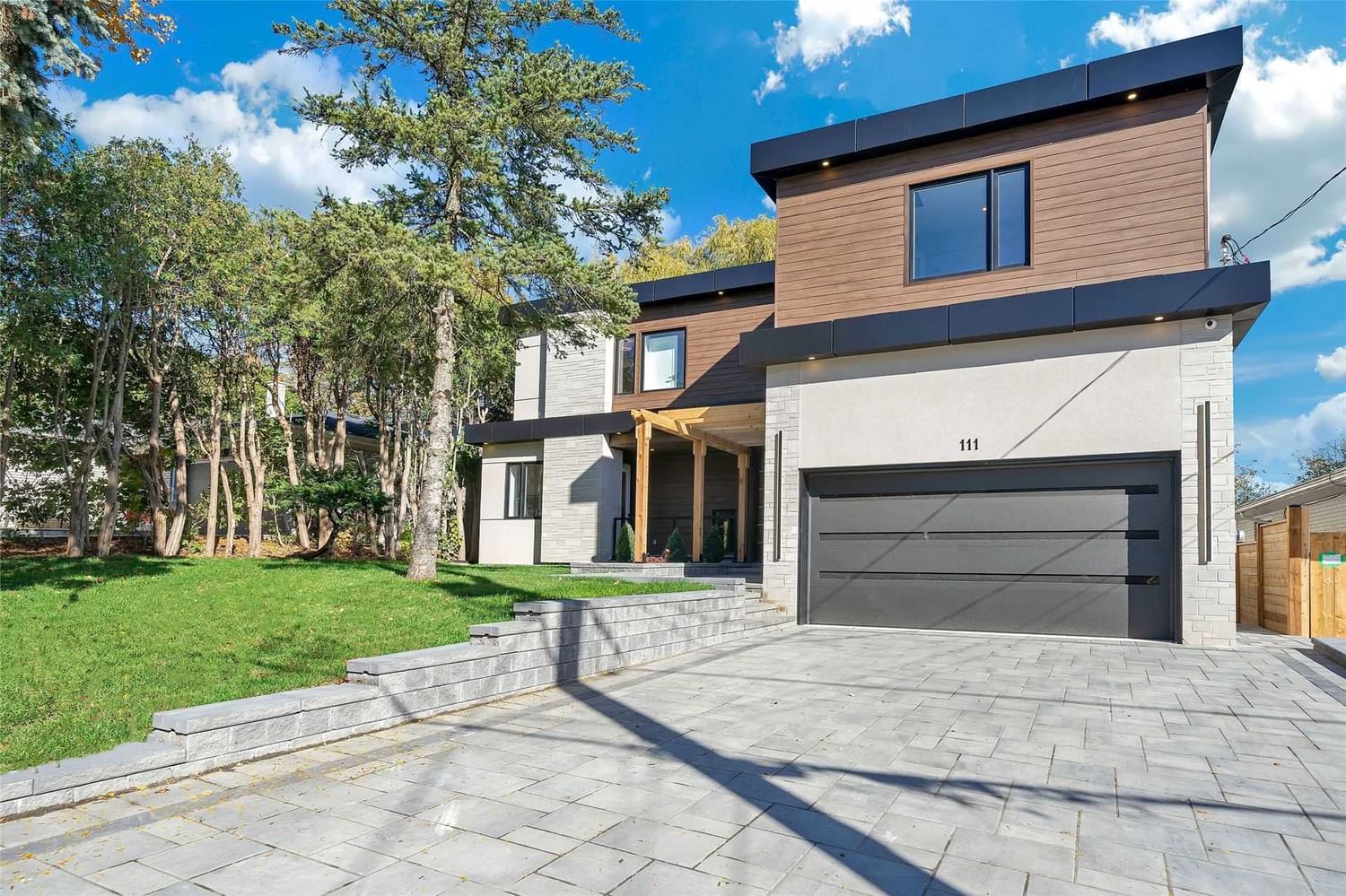 Detached House sold at 111 Banstock Drive, Toronto, Bayview Woods-Steeles, M2K 2H7 - MLS: C5909325