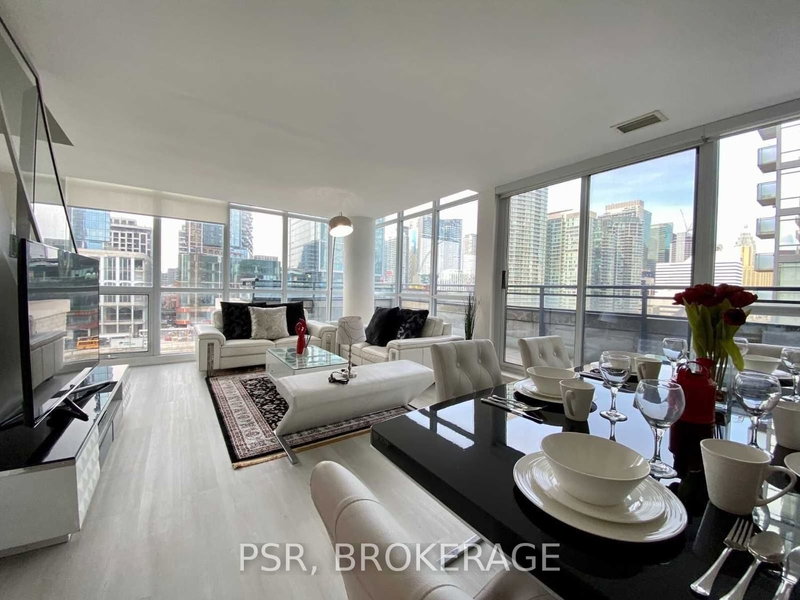 815 - 8 Telegram Mews, Toronto, M5V 3Z5 | Image 2