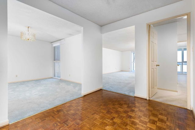 #1302 - 278 Bloor Street