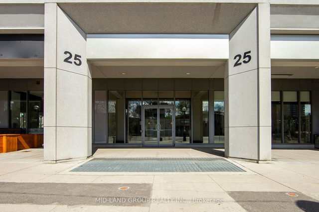 1128 - 25 Lower Simcoe Street
