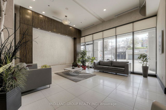 1128 - 25 Lower Simcoe Street
