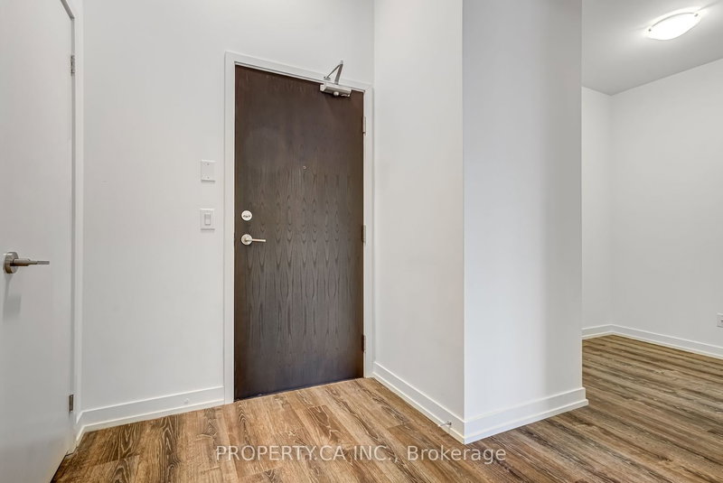 1309 - 200 Sackville St, Toronto, M5A 0C4 | Image 2