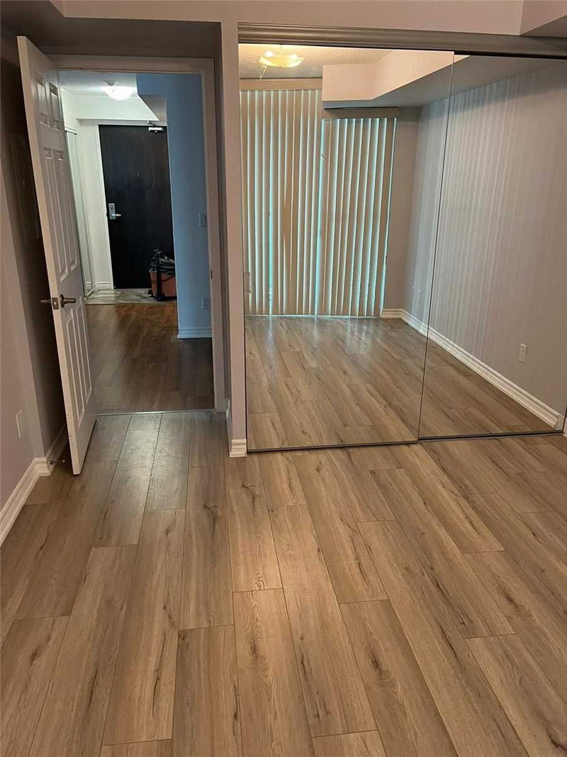 2808 - 19 Grand Trunk Cres, Toronto, M5J 3A3 | Image 3