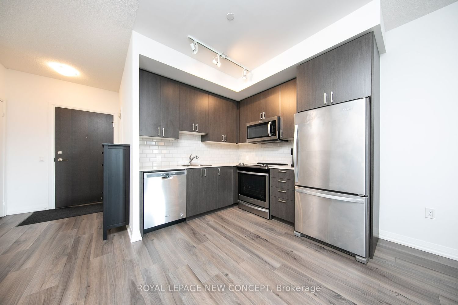 Condo sold at 566-60 Ann O'reilly Road, Toronto, Henry Farm, M2J 0C8 - MLS: C5921004