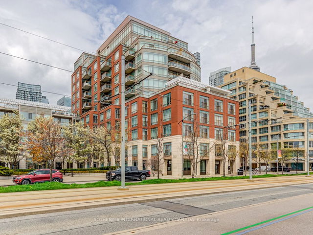 PH1002E - 500 Queens Quay