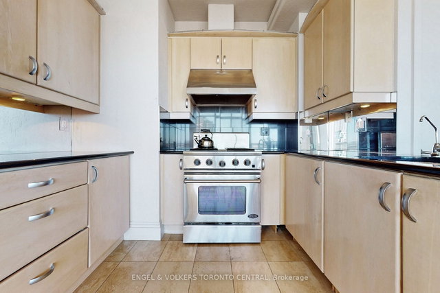 SPH6 - 99 Avenue Road