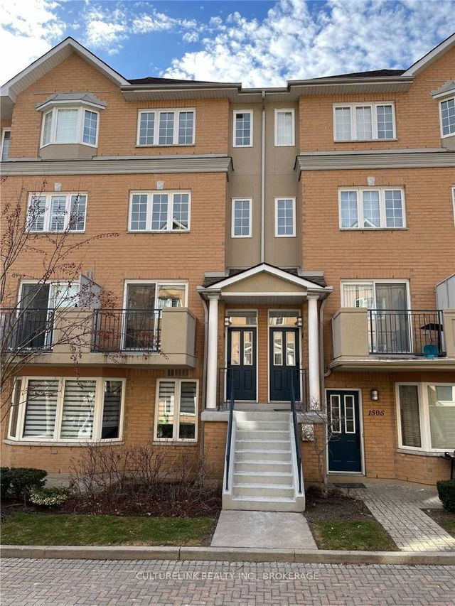 1502 - 28 Sommerset Way