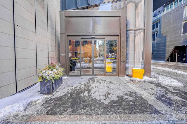 211 - 60 Shuter Street