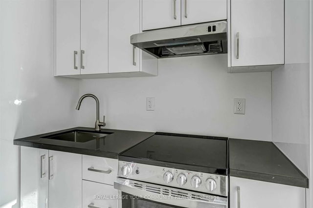 102 - 180 Sherbourne Street