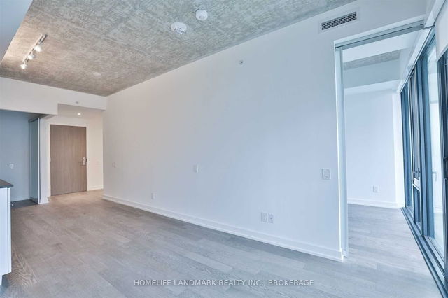 606 - 161 Roehampton Avenue