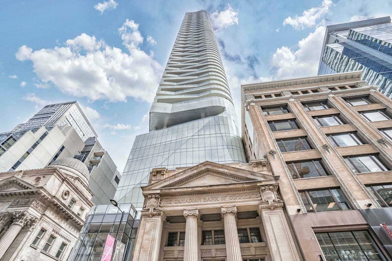 2813 - 197 Yonge St, Toronto, M5B 1M4 | Image 3