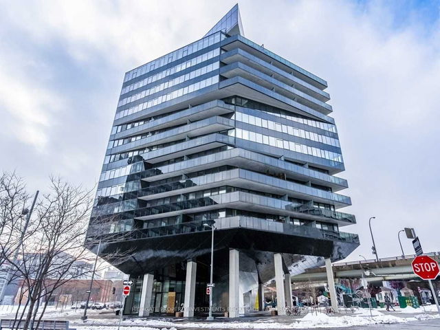 610 - 21 Lawren Harris Square