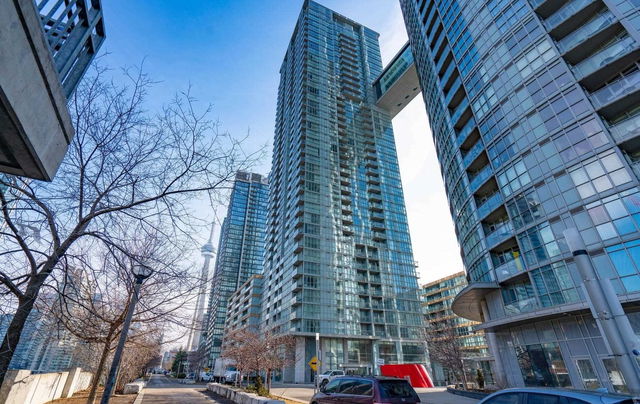936 - 15 Iceboat Terrace