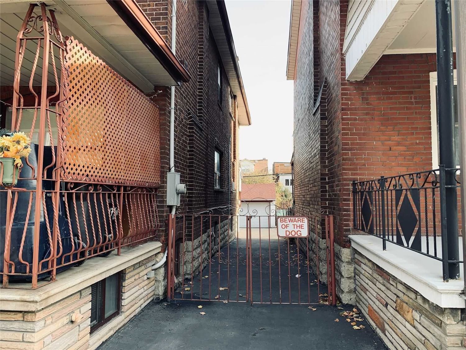Listing Image 5