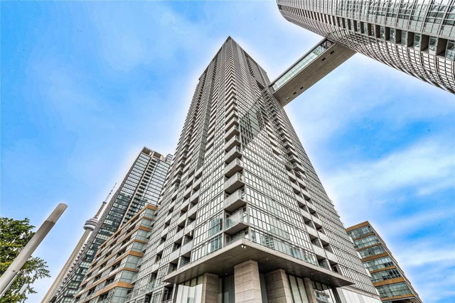 1610 - 15 Iceboat Terrace