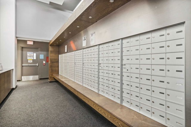 508 - 20 Joe Shuster Way