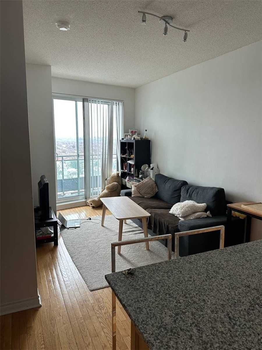 Listing Image 23